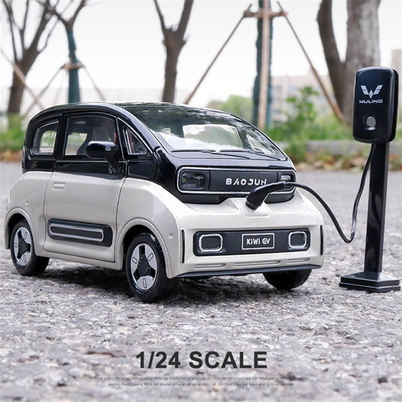 Renewable Energy Kids - 1:24 BAOJUN MINI EV Alloy New